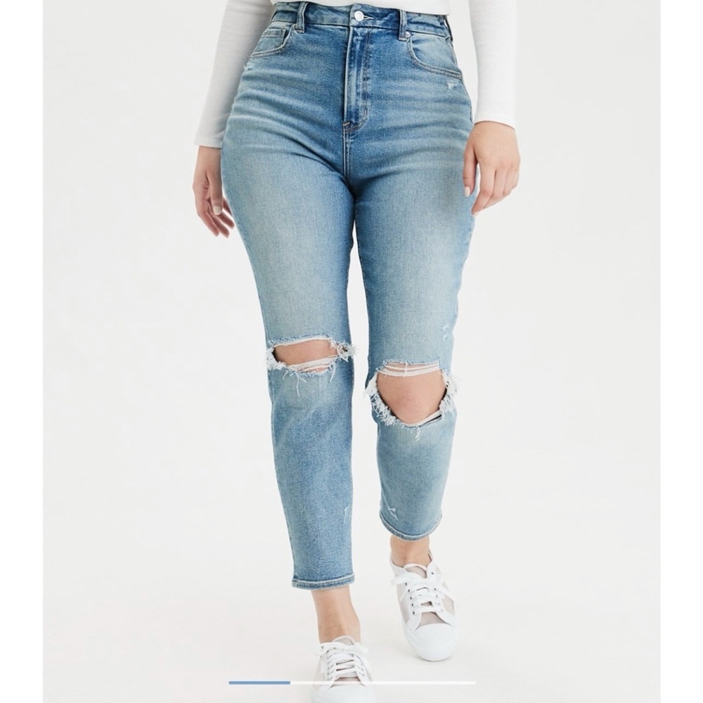 American Eagle | mom stretch ripped curvy jeans